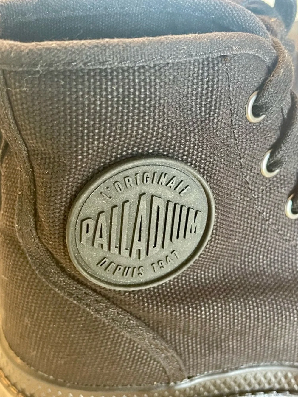 NEW PALLADIUM MENS CANVAS PAMPA HI BOOT BLACK SIZE 7.5 - Picture 10 of 15